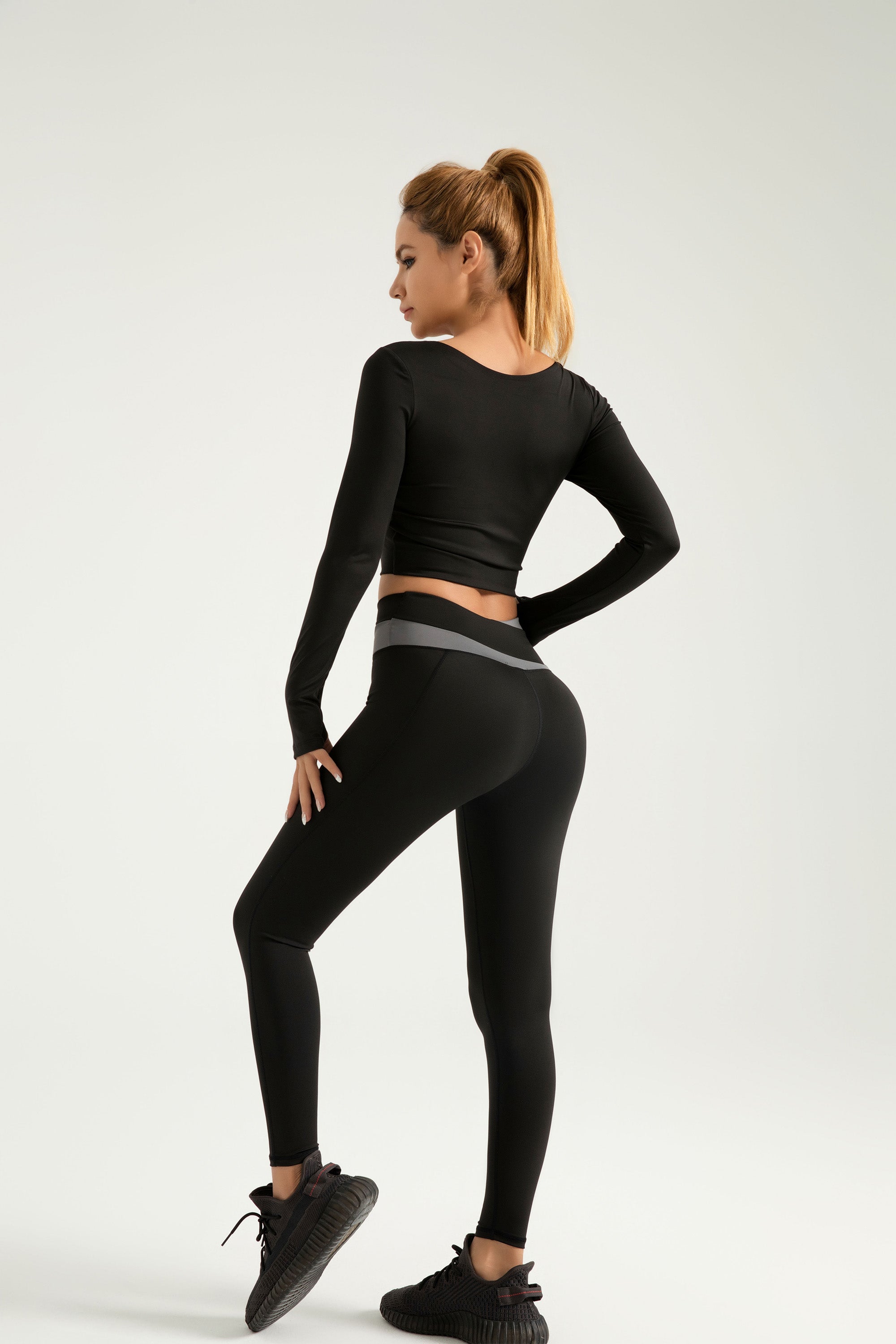 FlexiTech™ Color-Blocking High Waisted Leggings