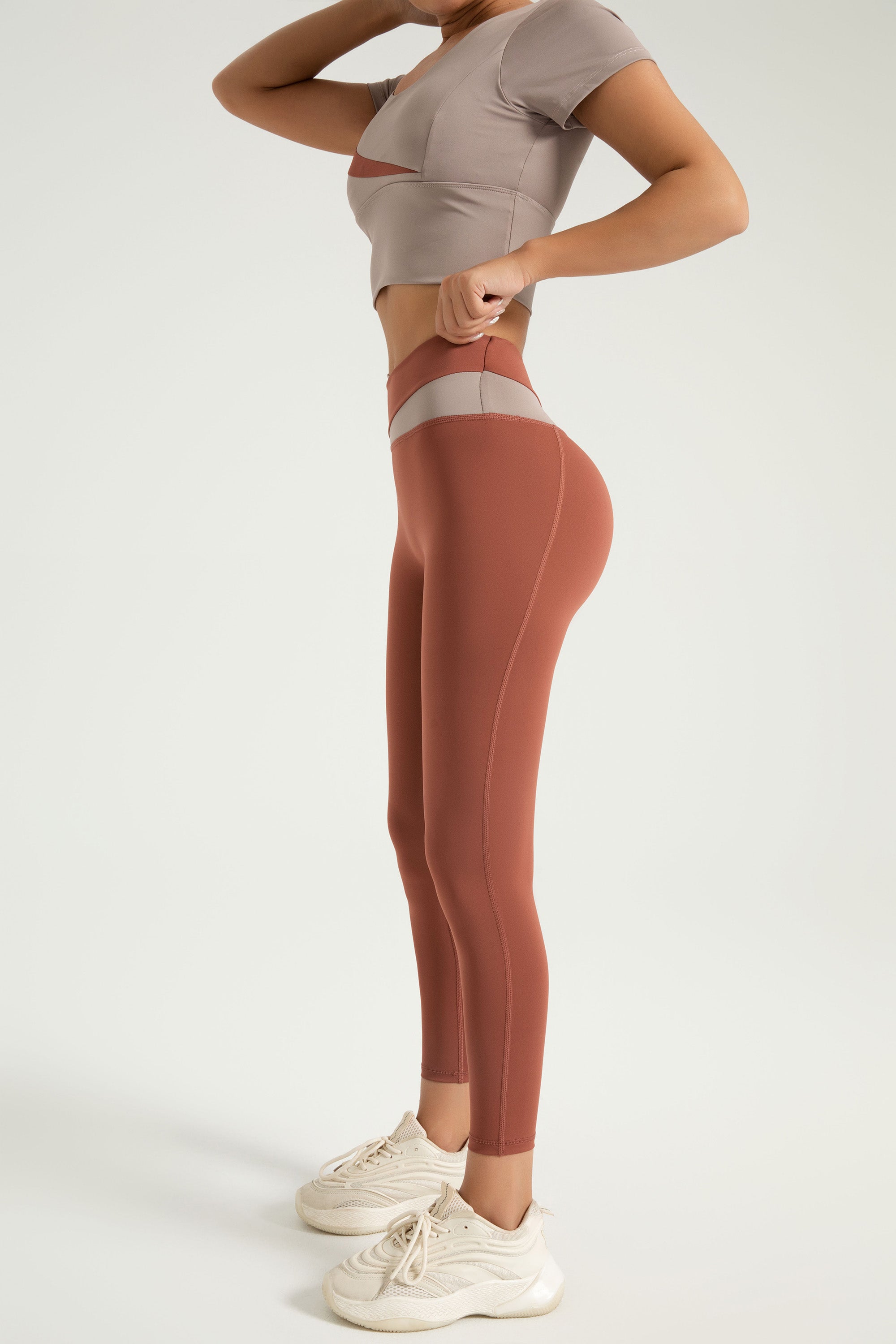 FlexiTech™ Color-Blocking High Waisted Leggings